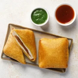 40-PaneerPakoda-Om-Sweets-Website-2020-7901_COMPRESSED.webp